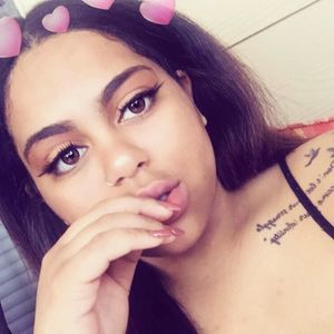 Meet your Posher, Angie